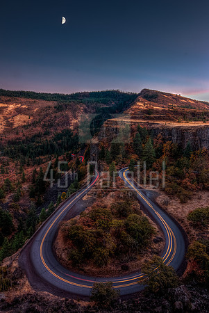 The Rowena Crest Curves