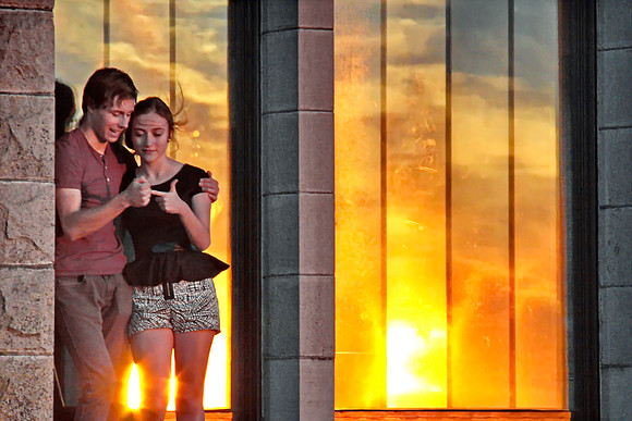 Vista House Couple