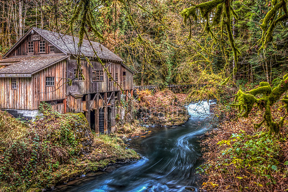 Cedar Creek Grist Mill  -  Autumn (1)