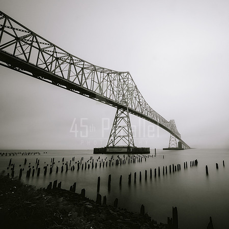 The bridge between Washington and Oregon