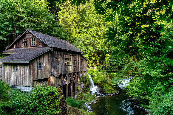 Cedar Creek Grist Mill - Summer